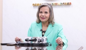 Lilian Samaniego anuncia proyecto de jubilación universal “con rostro humano”