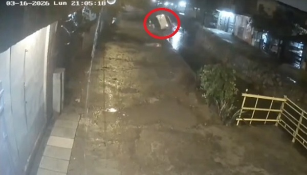 Conductora cae a desagüe en Sajonia tras seguir GPS