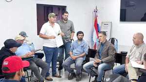 Cañicultores levantan protesta, pero siguen en vigilia por el tren de molienda