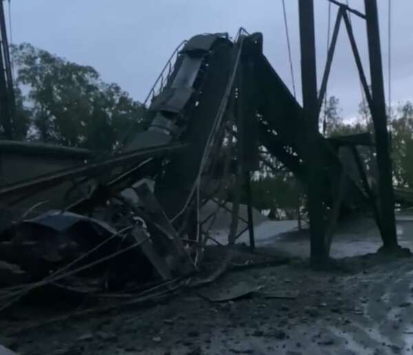 Video: Se desploma una gran estructura de la planta de INC en Villeta  - Economía - ABC Color