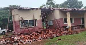 Diario HOY | Techo de una escuela se derrumbó tras intenso temporal en Villa del Rosario