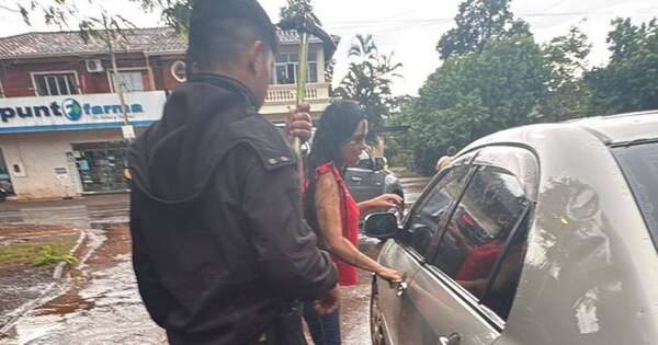 La Nación / Minga Guazú: bomberos rescataron a bebés que quedaron atrapados en un automóvil