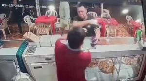 Precandidato colorado agrede a trabajador en pizzería