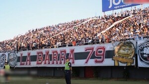 La Barra 79 de Olimpia volvería hoy a las canchas a pesar de la "carpa azul"