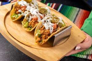 Tacos de pollo desmechado: el truco de la olla a presión para que la carne se deshaga sola - Gastronomía - ABC Color