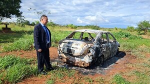 Hallan un automóvil incinerado en Pedro Juan Caballero