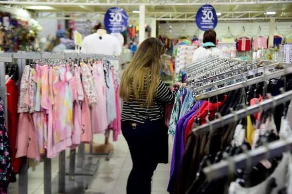 Gremio critica “economía de guerra” y pide reactivación   - Economía - ABC Color