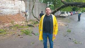 “Si hay raudales, es porque llueve”, dijo Bello y culpó a la gente por arrojar basura - Nacionales - ABC Color