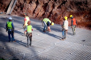 Constructoras exigen al Ministerio de Economía incluir intereses en plan de deuda