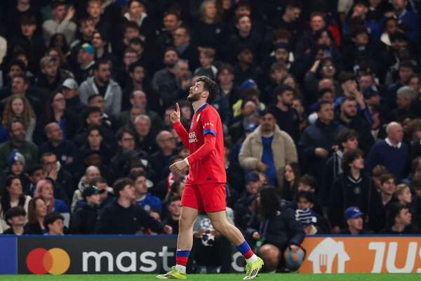 El PSG elimina al Chelsea y avanza a cuartos de la Champions  - Fútbol Internacional - ABC Color