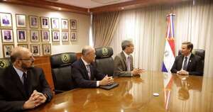 La Nación / En visita protocolar, embajador de Taiwán se reunió con el titular de la Corte Suprema de Justicia