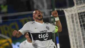 Olimpia se afirma en la cima