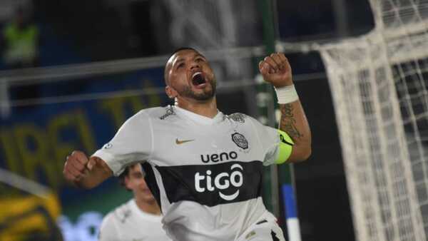 Olimpia se afirma en la cima