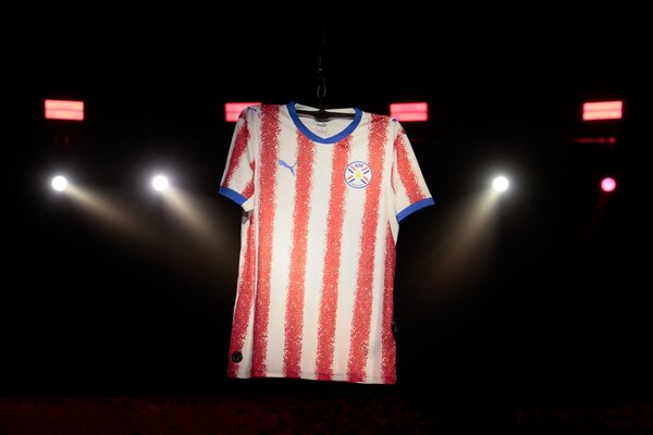 APF oficializó la camiseta que utilizará la Albirroja en el Mundial 2026