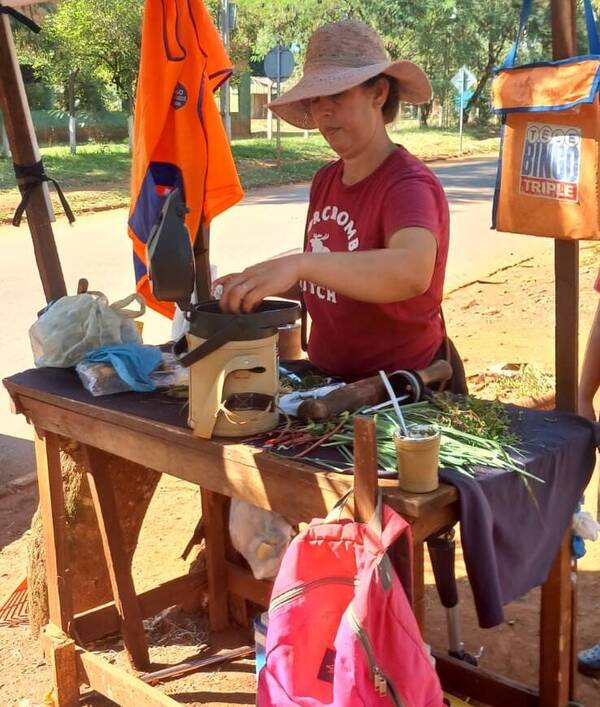Dio envió un Ángel para que ayude a esta madre accidentada
