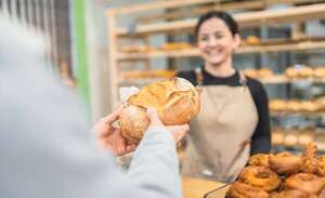 Las manos expertas con el sello de la excelencia - Día del Panadero 2026 - ABC Color