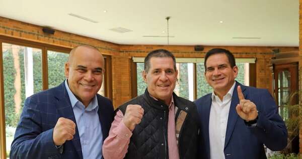 La Nación / Cartes se reúne con líderes y abordan avance de viviendas para migrantes