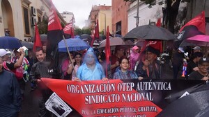 Docentes aprueban cambios incluidos en reforma jubilatoria