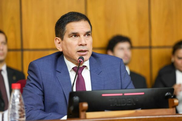 Baruja dará explicaciones hoy a senadores y diputados - Portal Digital Cáritas Universidad Católica