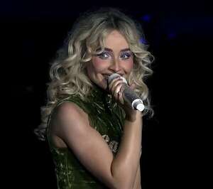 Asunciónico 2026: Sabrina Carpenter y Lorde encabezan el segundo día del festival - Música - ABC Color