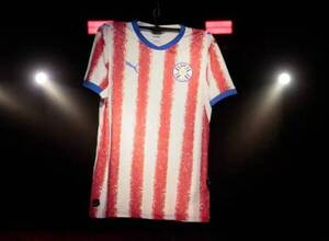 [VIDEO] Presentaron la casaca que usarán nuestros leones en el Mundial 2026