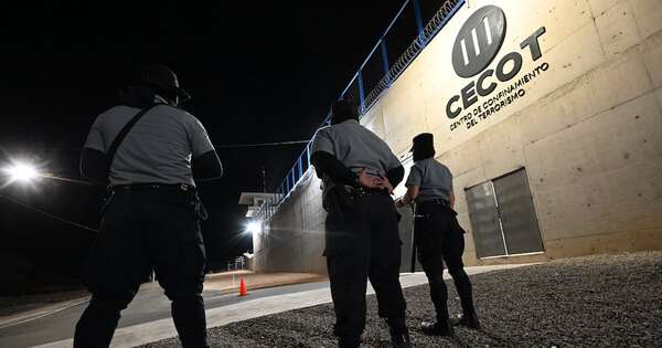 La Nación / El Salvador establece la cadena perpetua para homicidas, violadores y terroristas