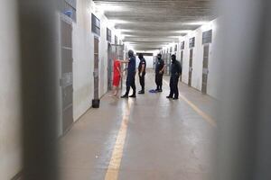 Penal de Minga Guazú: pese a escáneres, siguen detectando ingreso de celulares - Policiales - ABC Color