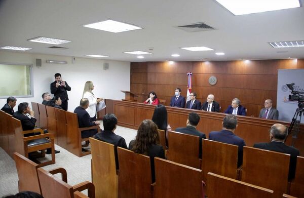Ministros de la Corte Suprema de Justicia recibieron a representantes del Sifjupar para abordar condiciones del servicio de justicia