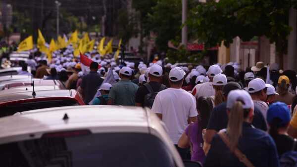 Docentes solicitan a Peña veto parcial de cuatro artículos en la reforma de Caja Fiscal