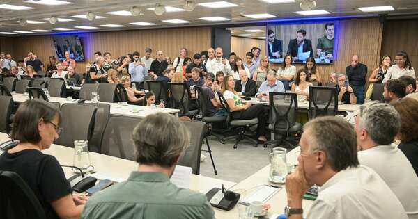 La Nación / Parlamentarios argentinos reactivan investigación de supuesta criptoestafa asociada a Milei