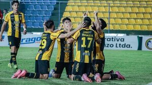 Guaraní-Recoleta, choque entre dos necesitados