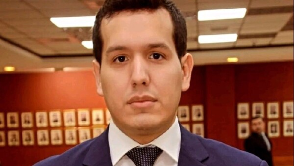 Fiscal que firmó acusación contra ex ministros de Mario Abdo pasa a Unidad Anticorrupción