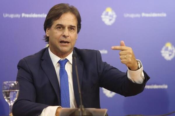 Luis Lacalle Pou sufrió una caída de caballo en Tacuarembó: "Me dejó lastimaduras"