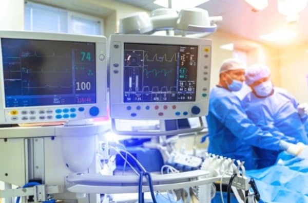 De anillos en los pulmones a semillas de ingá: Los insólitos desafíos médicos en neumonía intervencionista