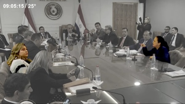 Yolanda Paredes y Zenaida Delgado se dijeron de todo