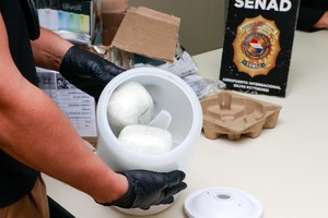 SENAD detecta envío oculto en encomienda aérea