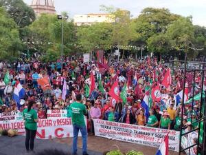 Campesinos dejan las calles y buscan poder político