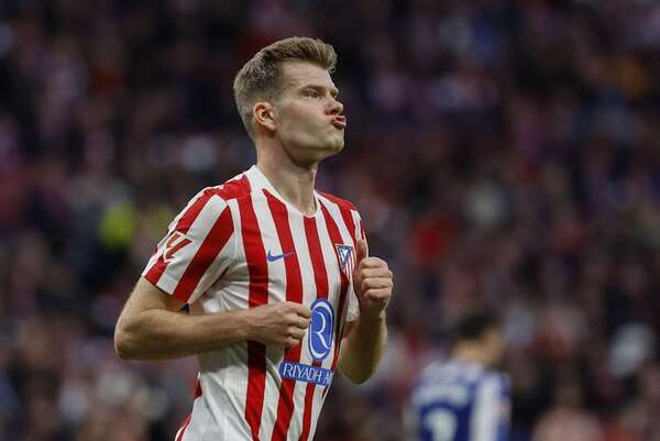 Dos partidos de suspensión a Abqar por pellizcar a Sorloth - Fútbol Internacional - ABC Color