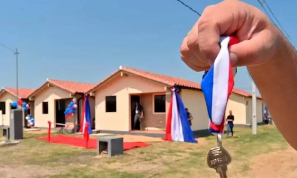 Che Róga Porã: 880 paraguayos en el exterior ya gestionan su casa propia - OviedoPress