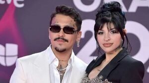 Popular / ¡El cantante Christian Nodal demandó a su ex!