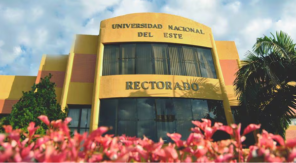 Prohíben “bautismos” y advierten con expulsiones en la UNE tras agresión a ingresantes