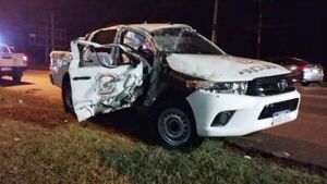 Leka, de 84 años, chupó, chocó contra una patrullera y fue imputado