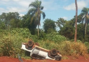 Vuelco de una camioneta condujo a identificar a asaltabancos.
