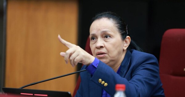 Yolanda trató de delincuentes a los cartistas y Bachi cortó la transmisión del Senado