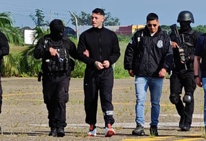 Hallan diez documentos de identidad distintos de Sebastián Marset en Bolivia - ADN Digital