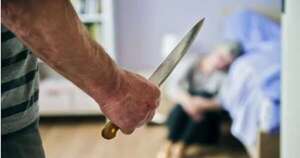 La Nación / Detienen y ordenan prisión preventiva para el hombre que atacó con cuchillo a su pareja en Luque