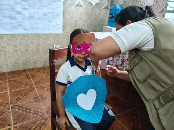 Más de 125.000 niños y niñas recibieron la vacuna contra el sarampión - ADN Digital