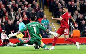 Barça y Atlético de Madrid se citan en cuartos de Champions; Liverpool evita el desastre - Fútbol Internacional - ABC Color