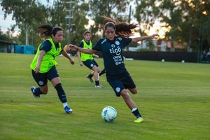 Miércoles de fútbol en el CARFEM