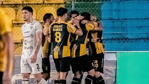 Guaraní lo da vuelta y festeja en Capiatá